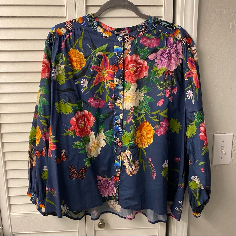 Johnny Was Panya Shirred Yoke Floral Button-Down Blouse - Size Large